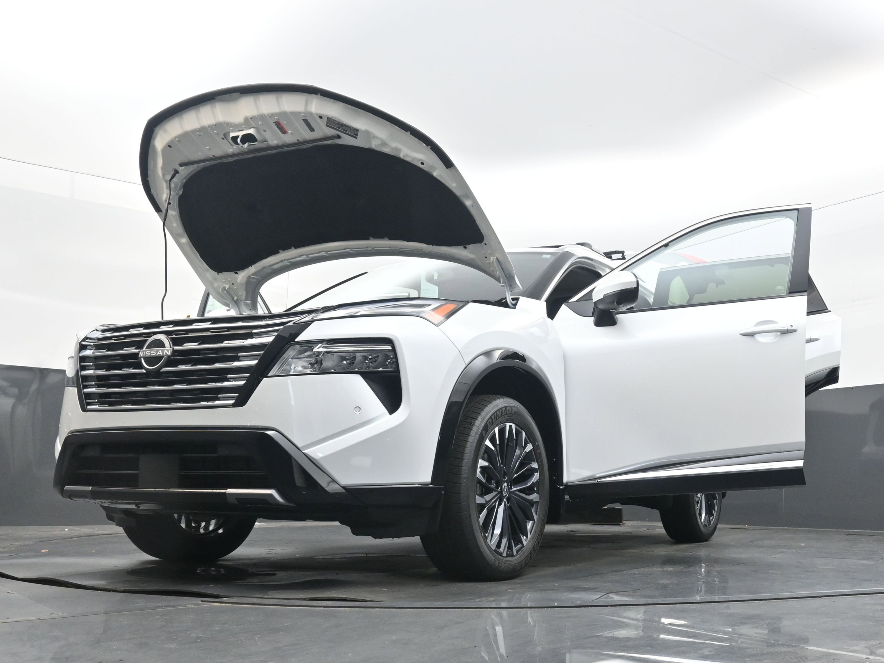 New 2025 Nissan Rogue Platinum w/ Platinum Premium Package image 36