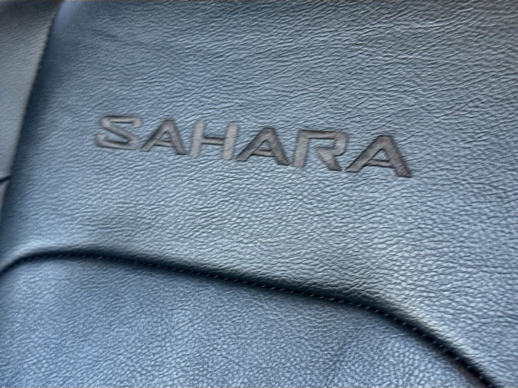 Used 2023 Jeep Wrangler Unlimited Sahara AWD/4WD image 22
