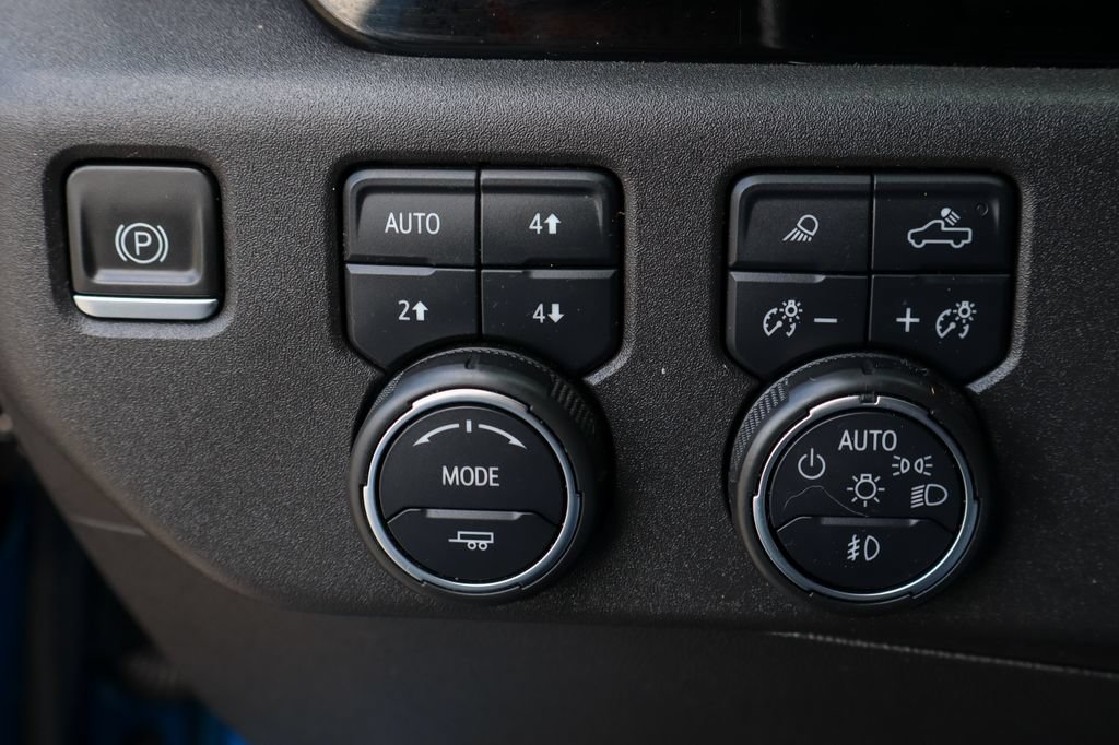 Used 2022 Chevrolet Silverado 1500 ZR2 AWD/4WD image 24