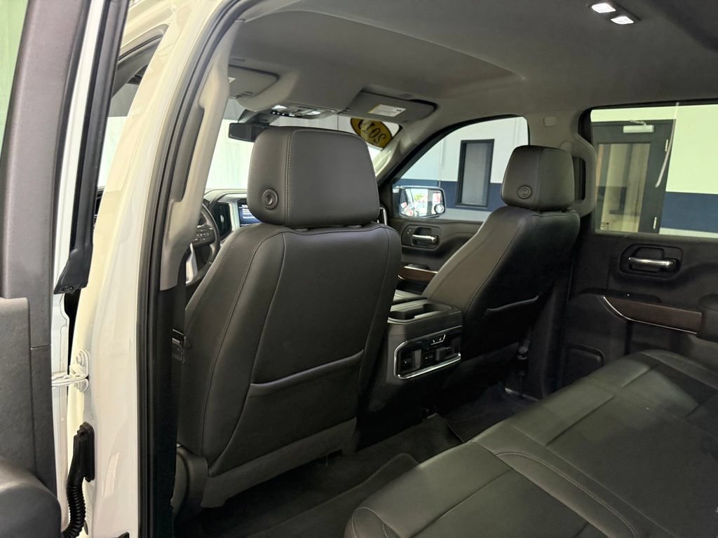 Used 2019 GMC Sierra 1500 SLT w/ SLT Premium Plus Package AWD/4WD image 10