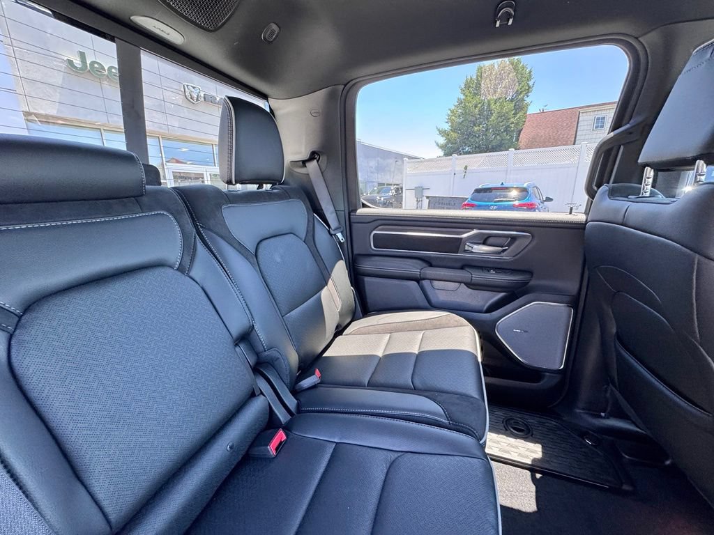 New 2026 RAM 1500 Laramie AWD/4WD image 23