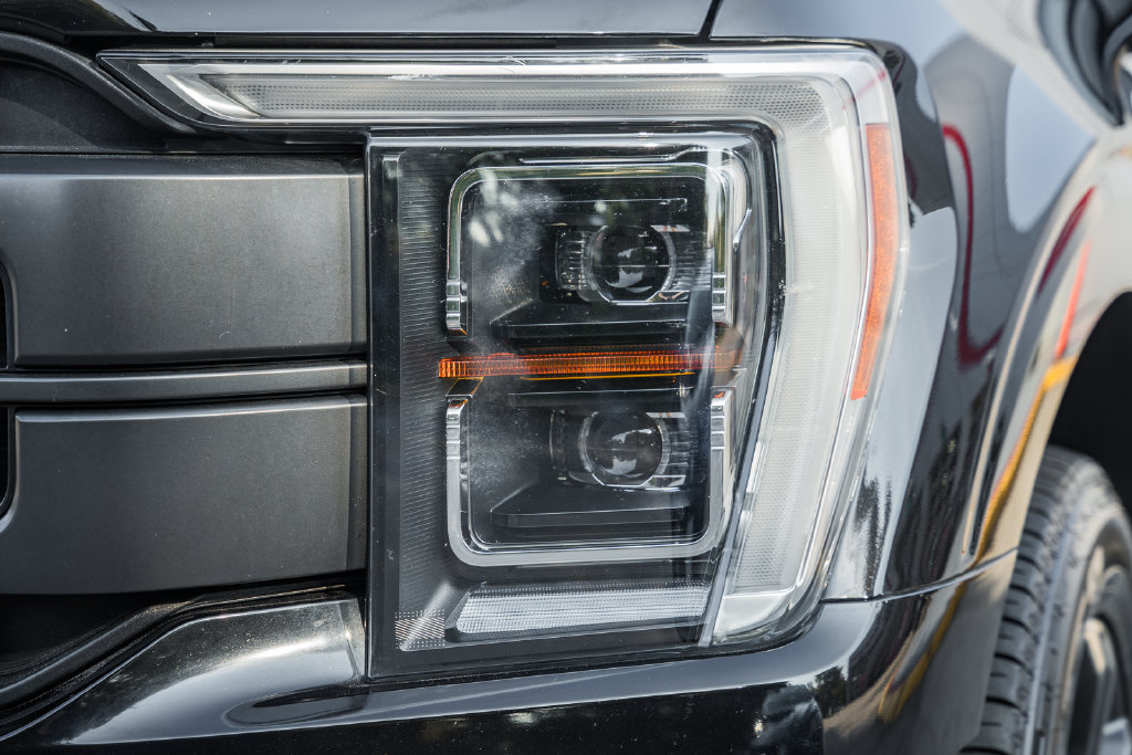 Used 2022 Ford F150 Lariat w/ Equipment Group 502A High AWD/4WD image 13