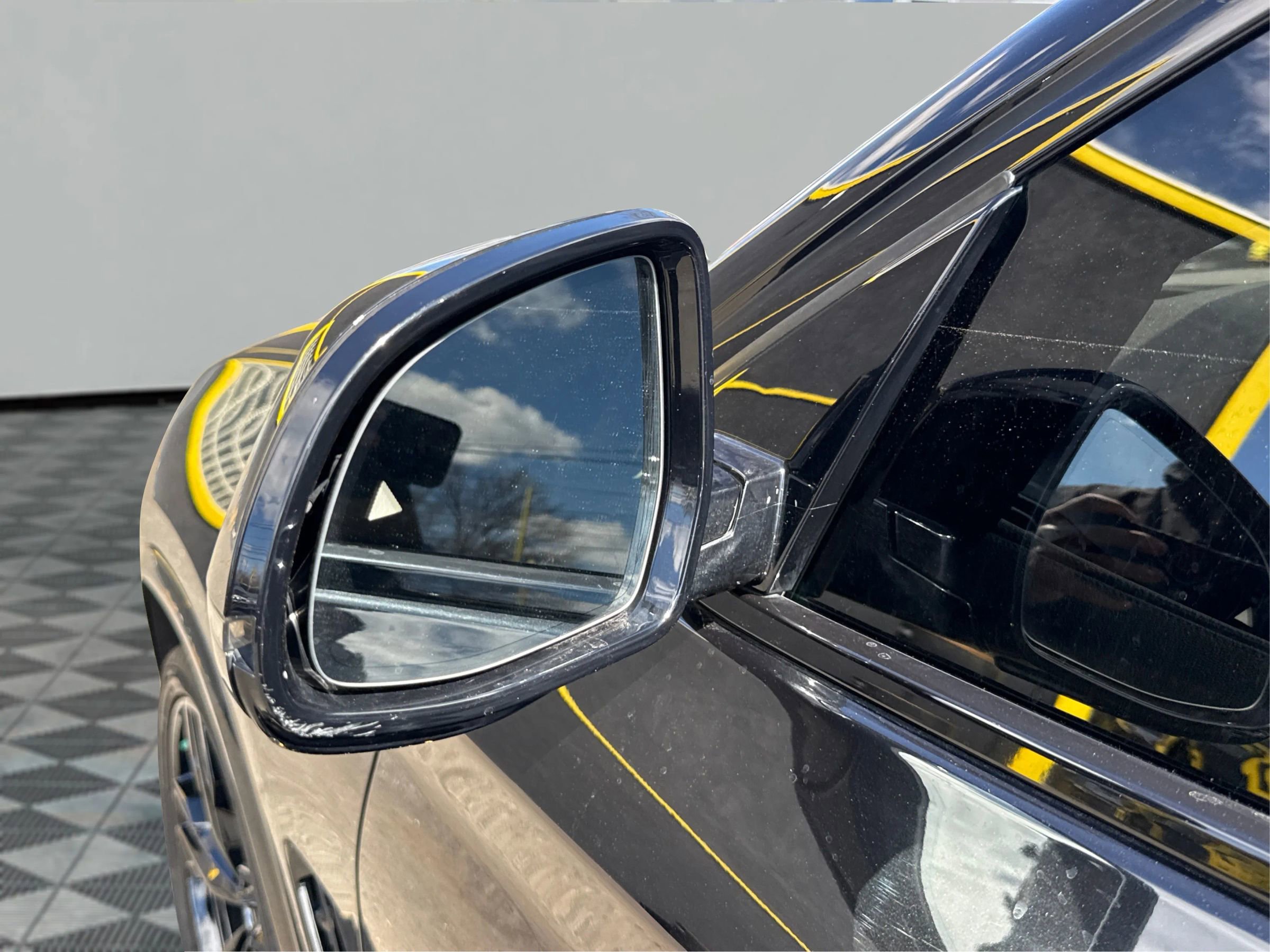 Used 2020 BMW X4 M40i w/ Premium Package image 25