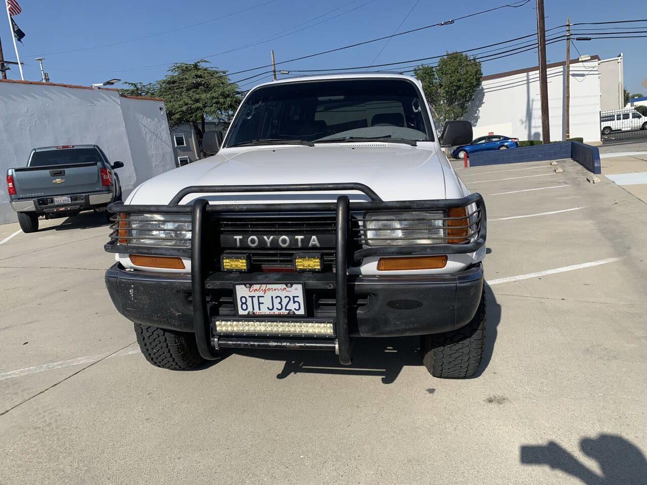 Used 1991 Toyota Land Cruiser Base AWD 4dr SUV image 4