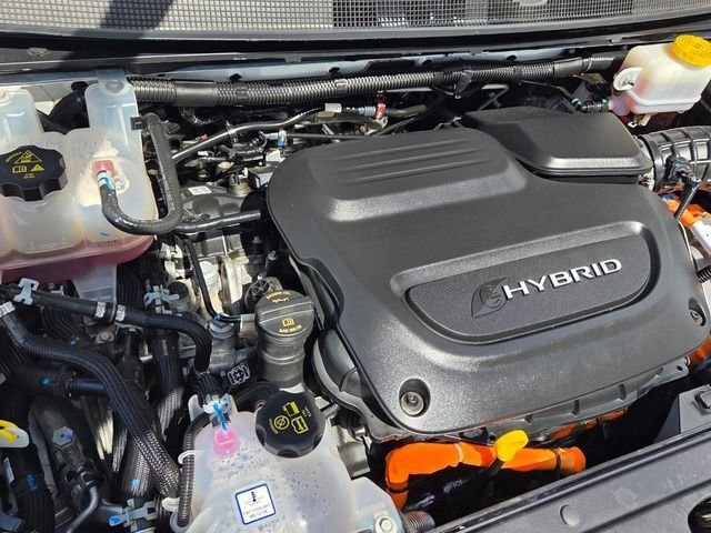 Used 2024 Chrysler Pacifica Limited FWD image 22