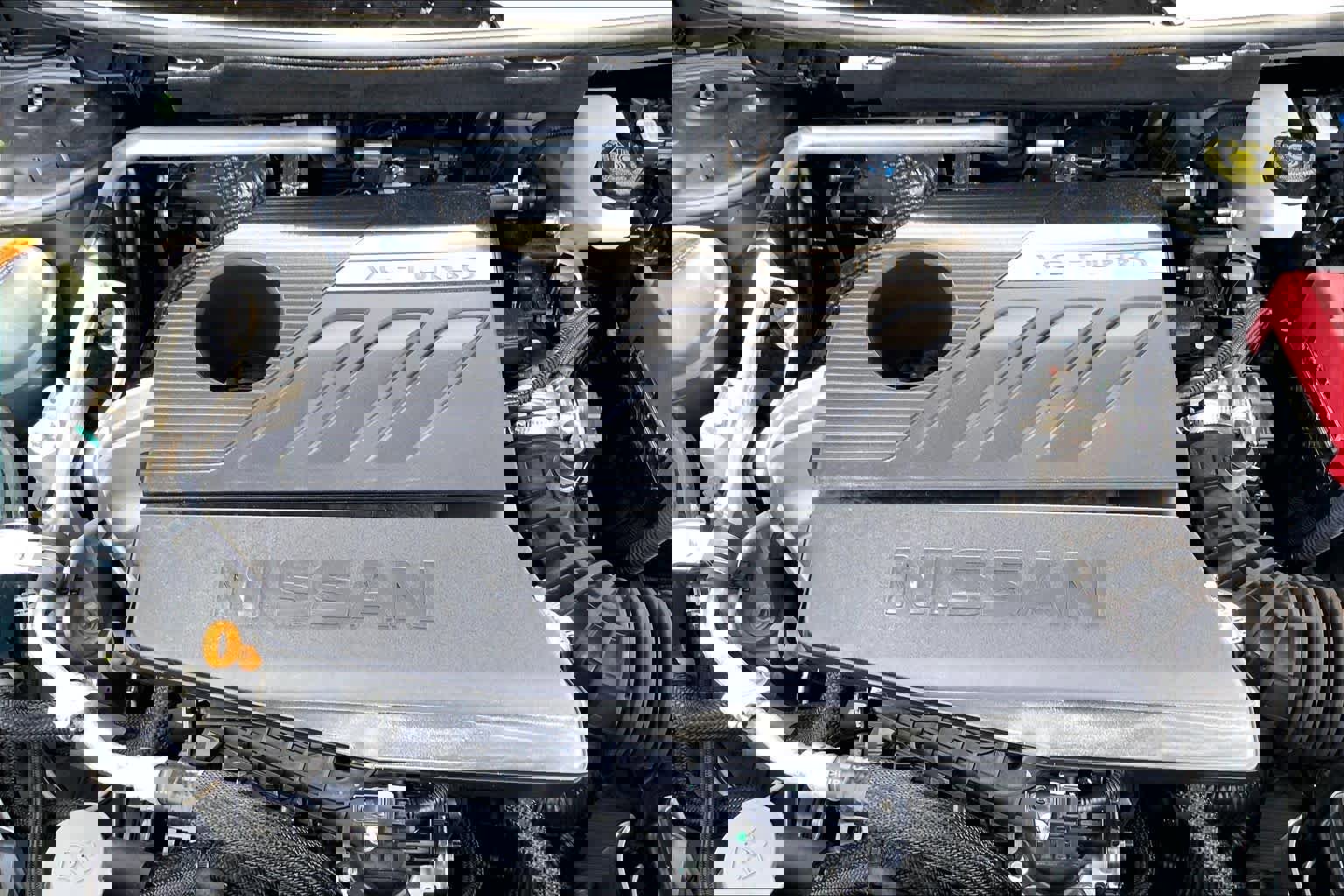 Used 2025 Nissan Rogue SV image 31