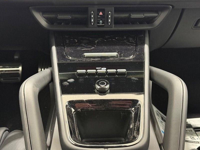 New 2026 Porsche Cayenne S image 17