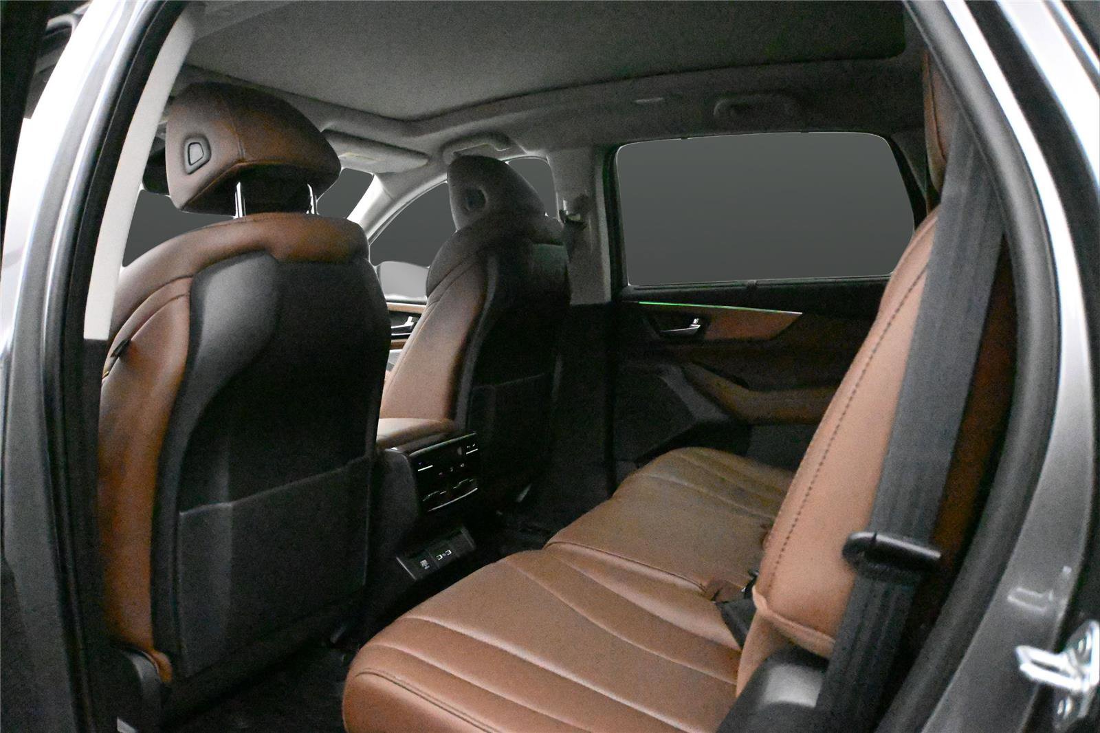 Certified 2024 Acura MDX SH-AWD w/ Technology Package image 10