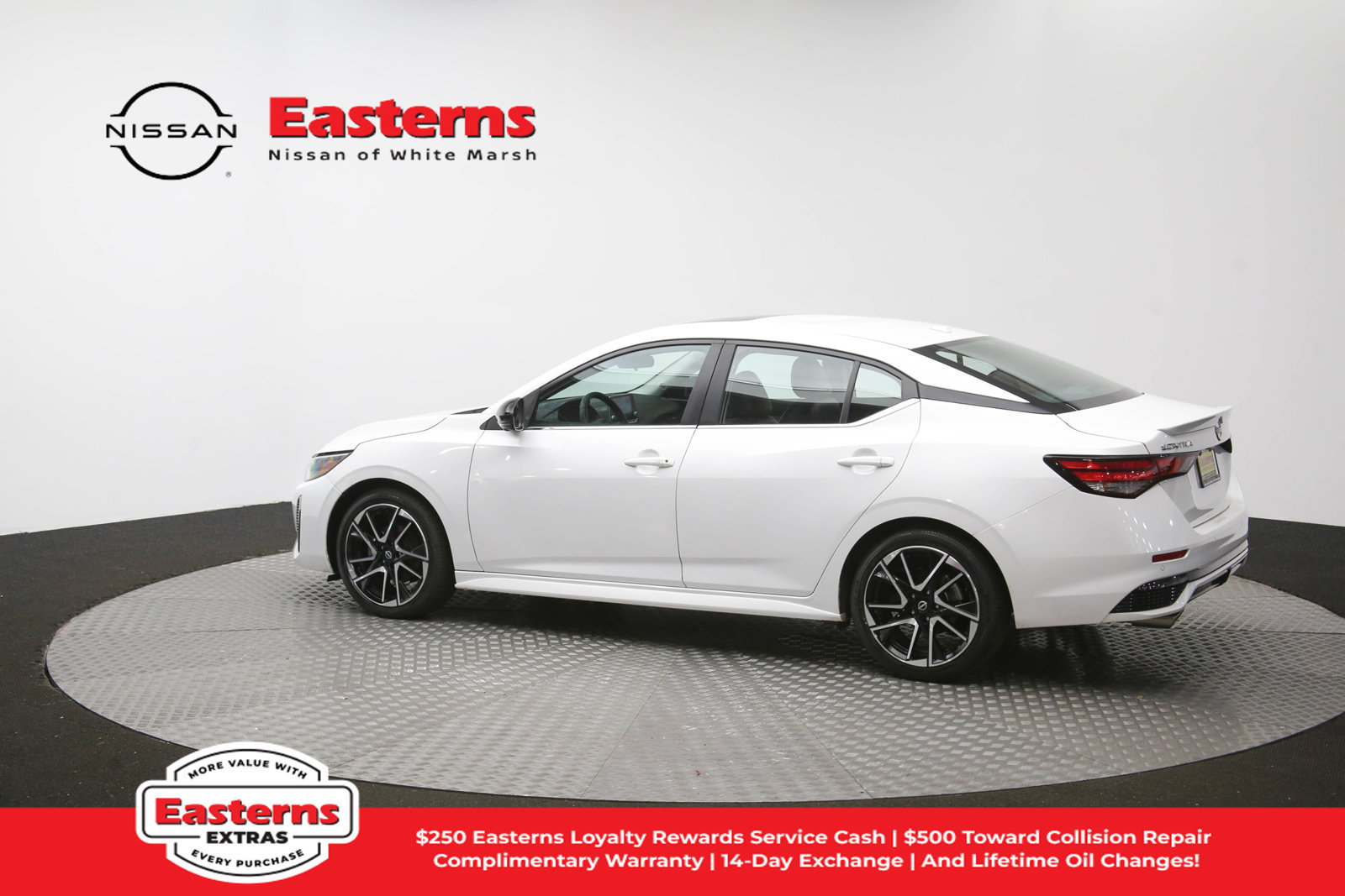 Used 2024 Nissan Sentra SR w/ SR Premium Package FWD image 62