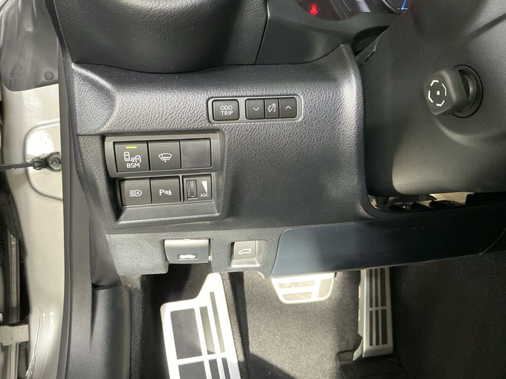 Used 2024 Lexus RC 350 F Sport image 18