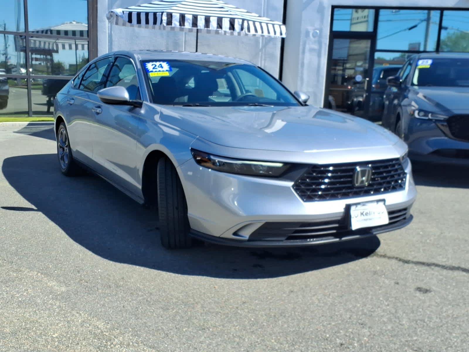 Used 2024 Honda Accord EX image 3