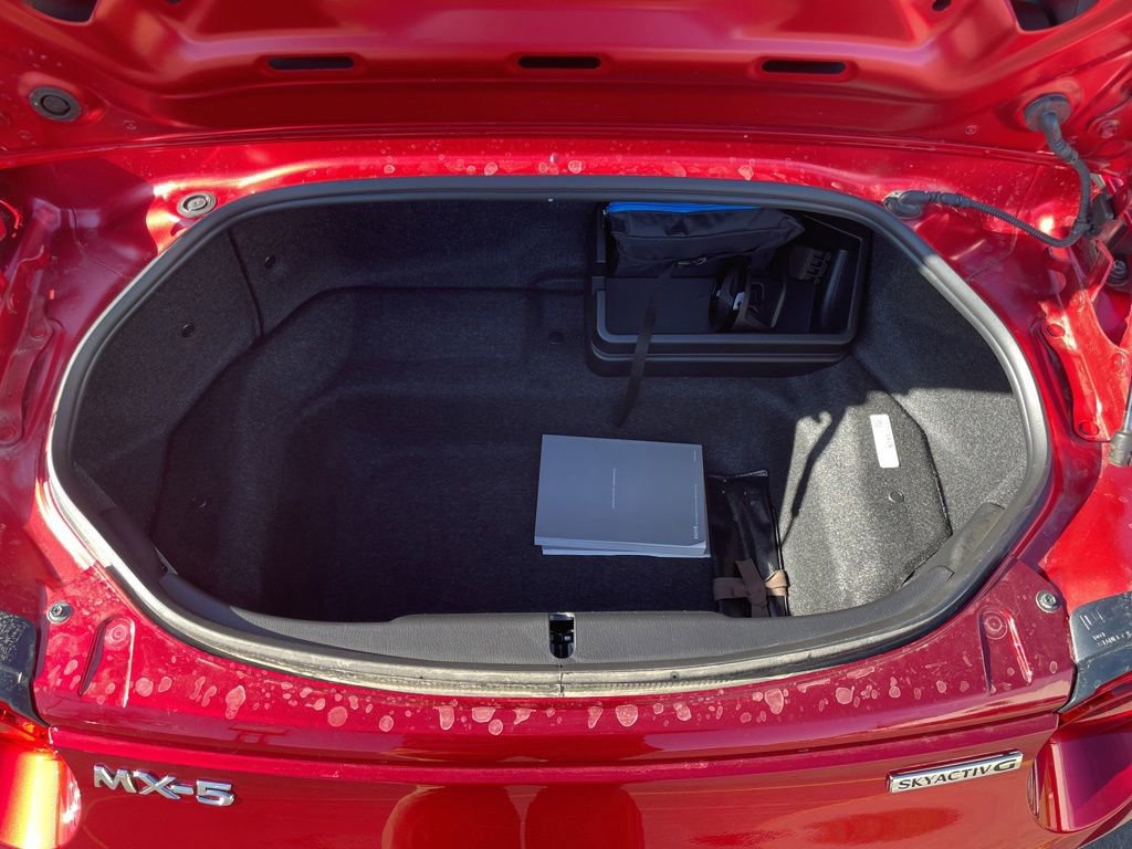 Used 2022 MAZDA MX-5 Miata RF Grand Touring RWD image 28