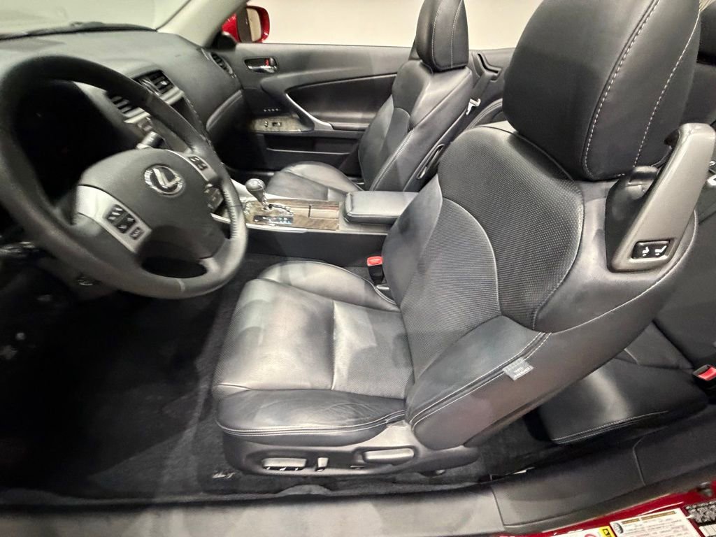 Used 2012 Lexus IS 350C w/ Luxury Pkg RWD image 23