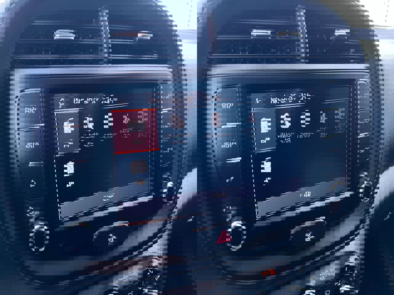 Certified 2023 Kia Soul LX w/ Option Group 015 image 18