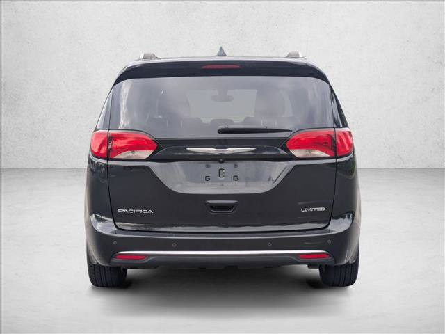 Used 2020 Chrysler Pacifica Limited FWD image 7