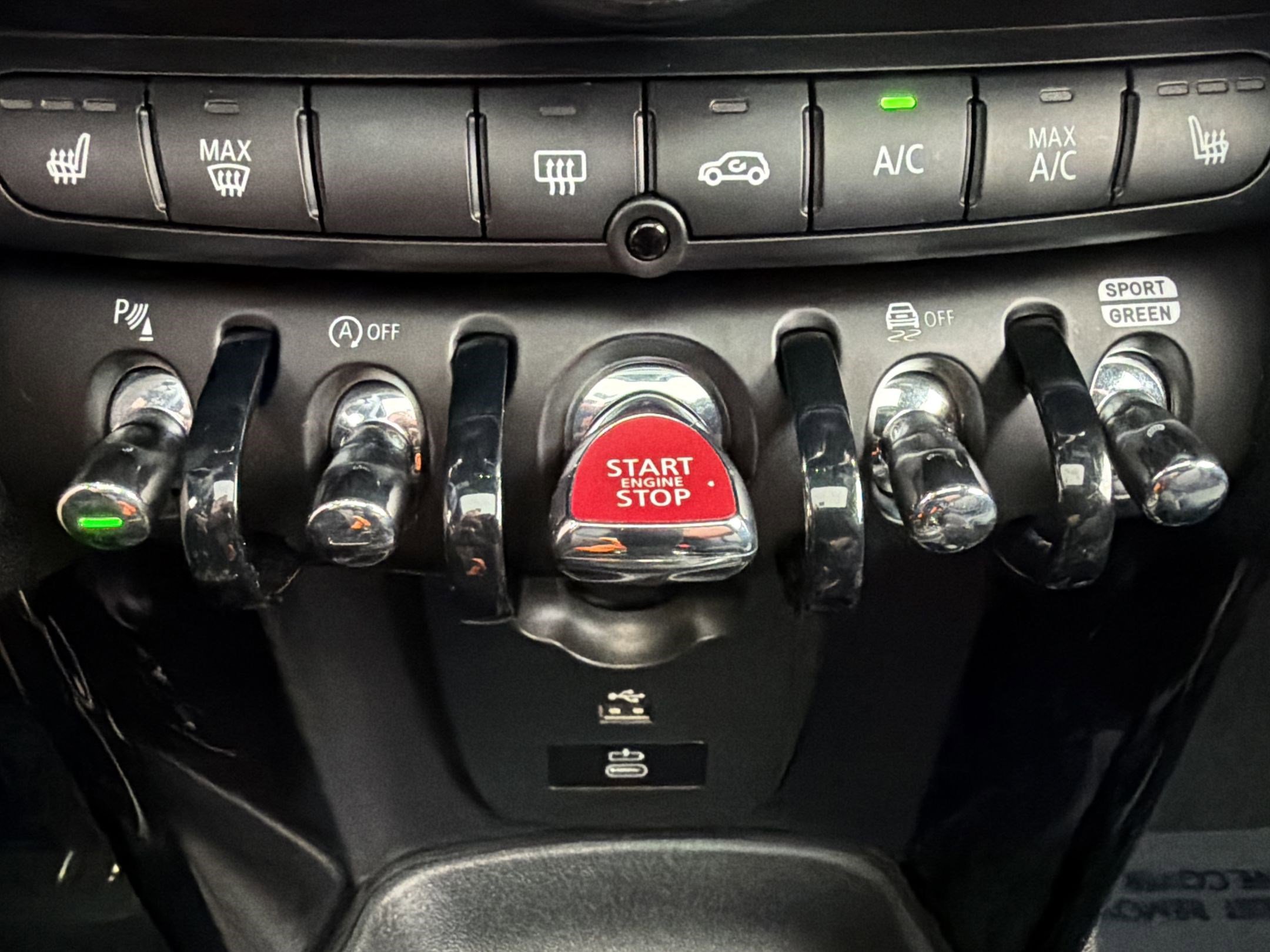Certified 2024 MINI Cooper S FWD image 17
