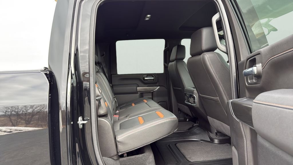 Used 2023 GMC Sierra 3500 AT4 w/ Gooseneck/5TH Wheel Package image 17