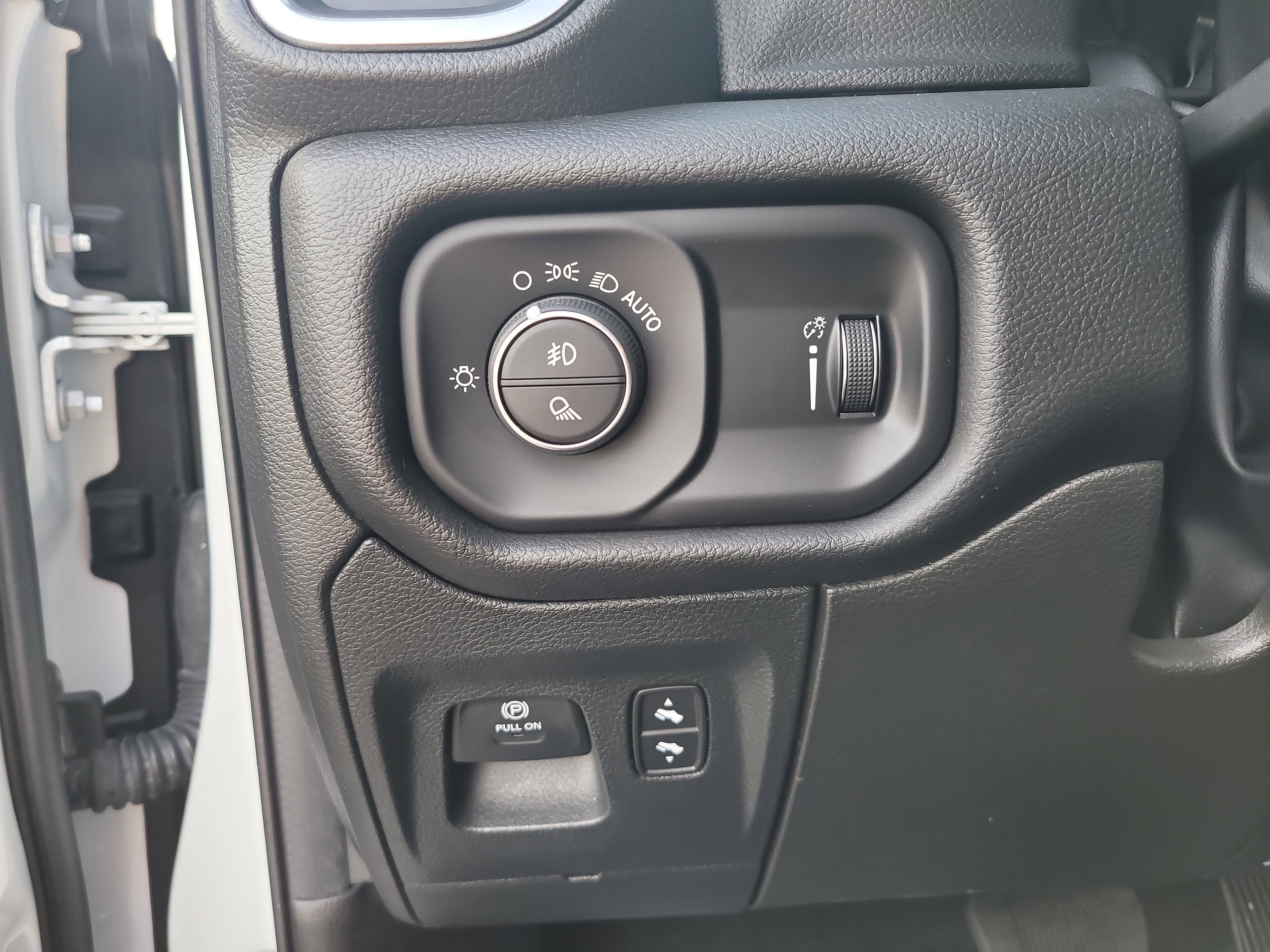 Used 2024 RAM 1500 Big Horn image 29