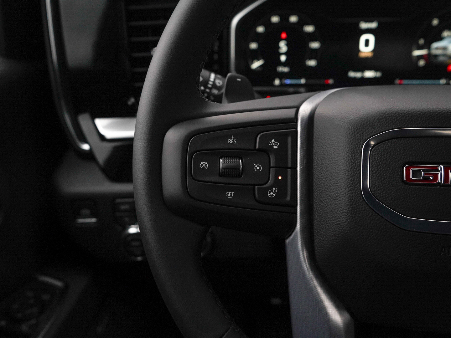 New 2026 GMC Sierra 1500 SLT image 18