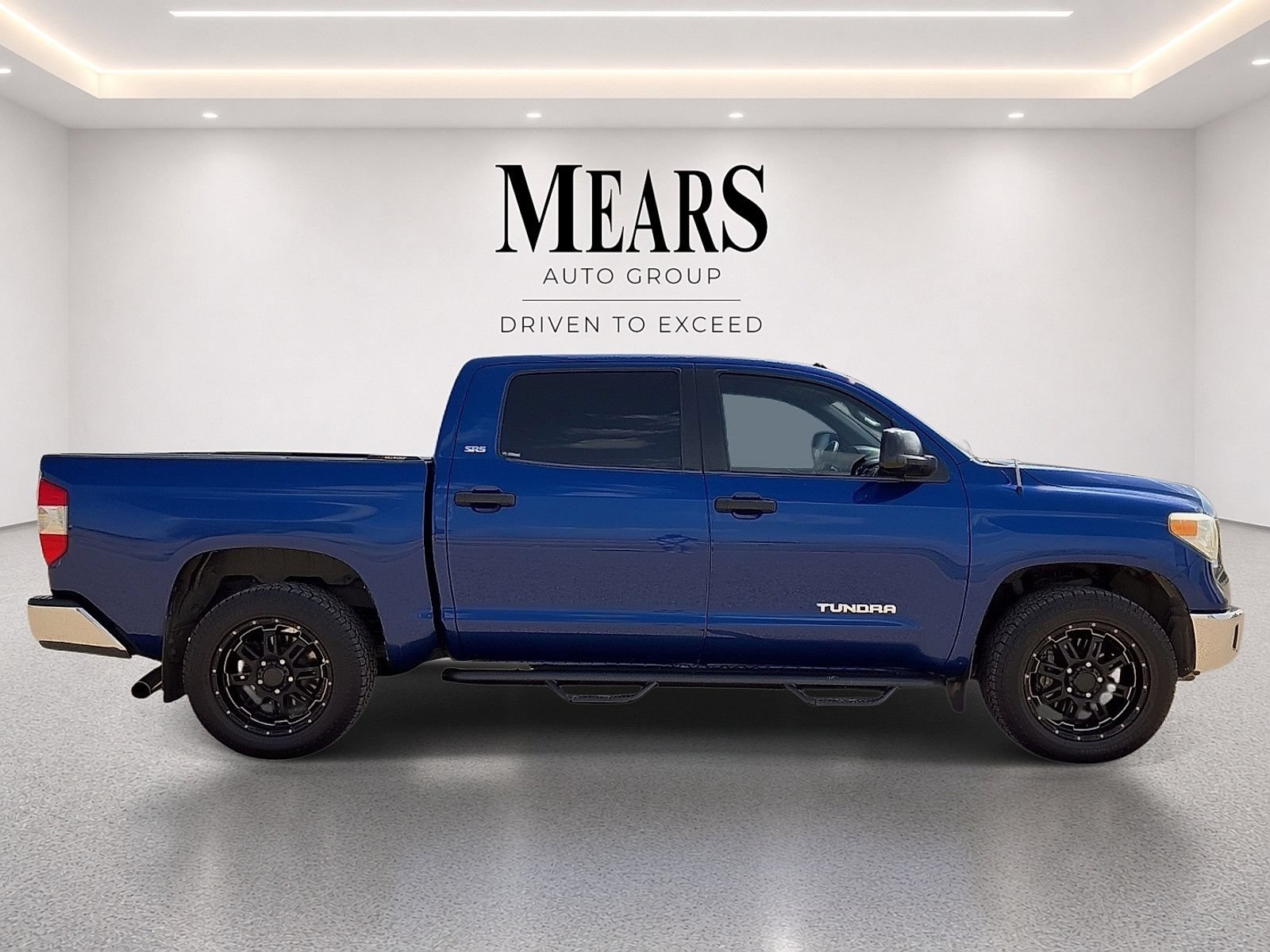 Used 2014 Toyota Tundra SR5 w/ SR5 Upgrade Package RWD image 6