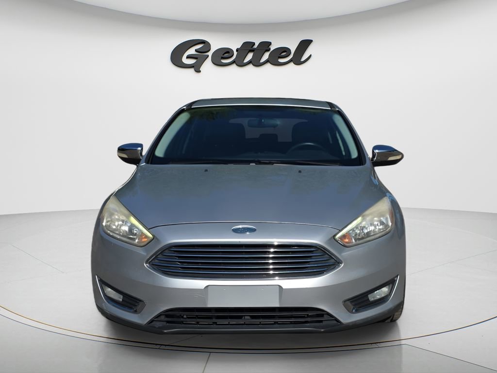 Used 2016 Ford Focus Titanium FWD image 2