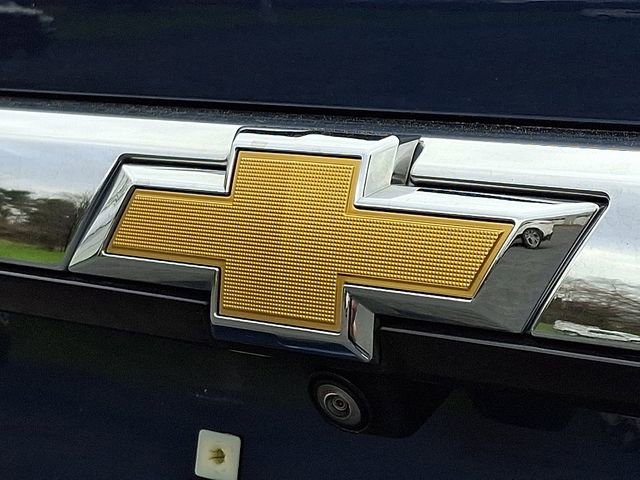 Used 2023 Chevrolet Traverse LT image 32