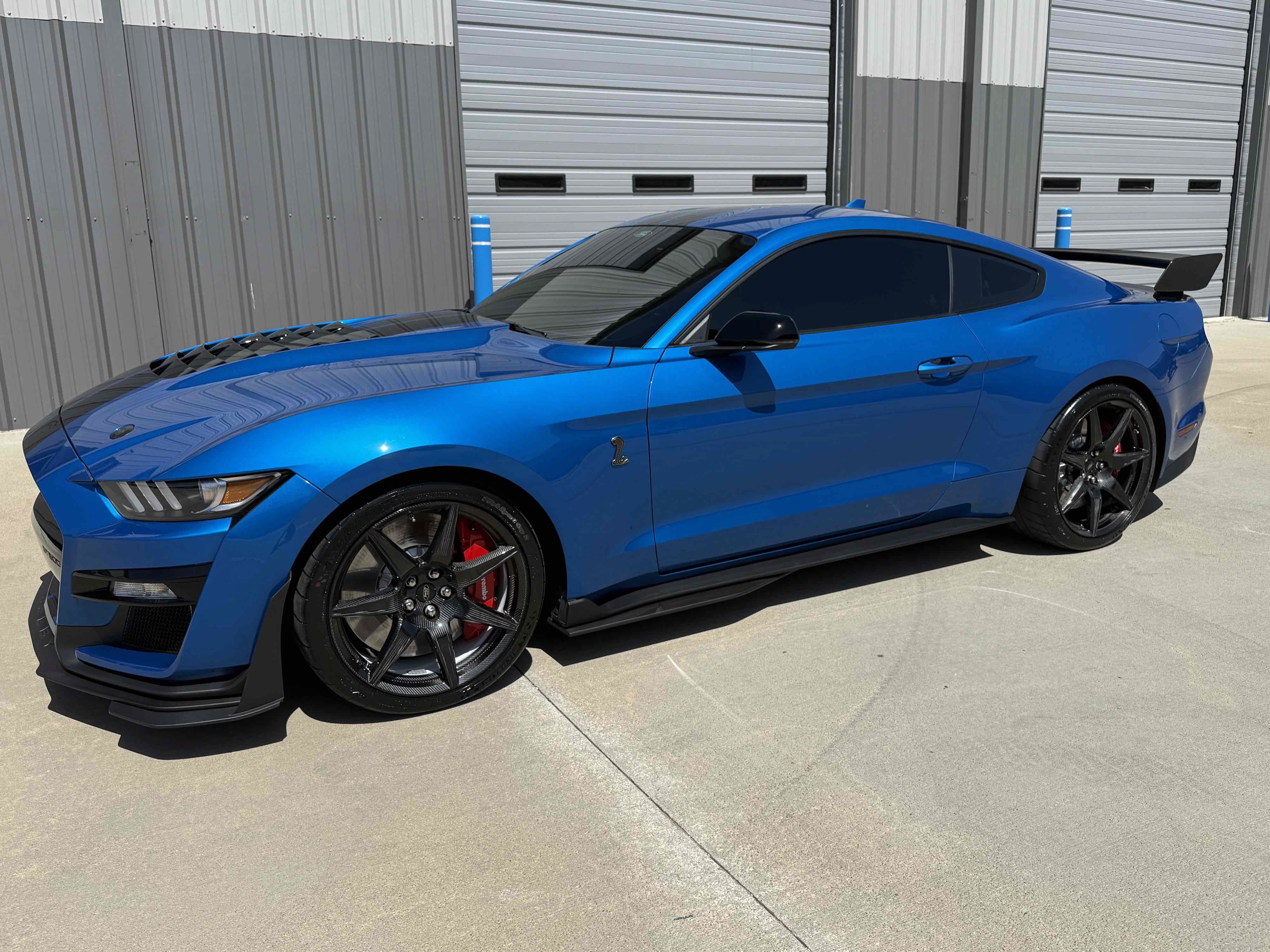 Used 2021 Ford Mustang Shelby GT500 w/ Carbon Fiber Track Pack RWD image 51
