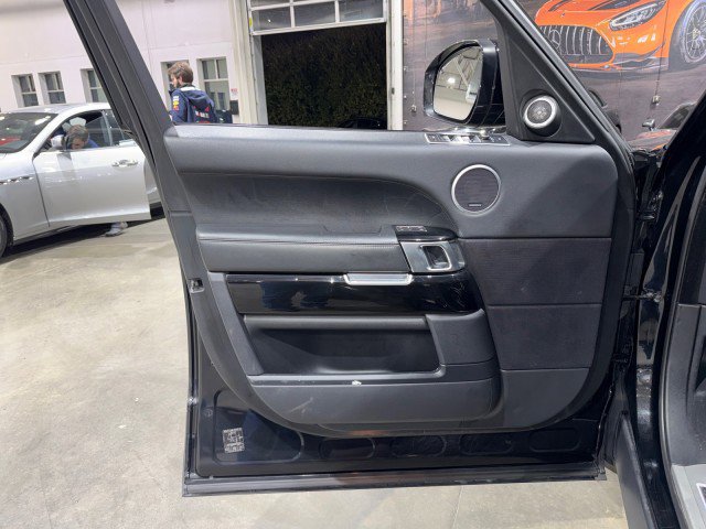 Used 2016 Land Rover Range Rover Long Wheelbase Supercharged image 47