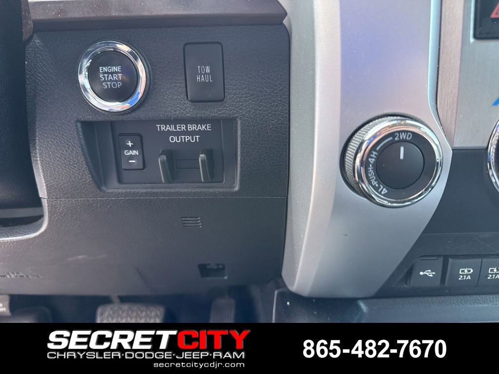 Used 2021 Toyota Tundra Limited w/ Limited Premium Package AWD/4WD image 39