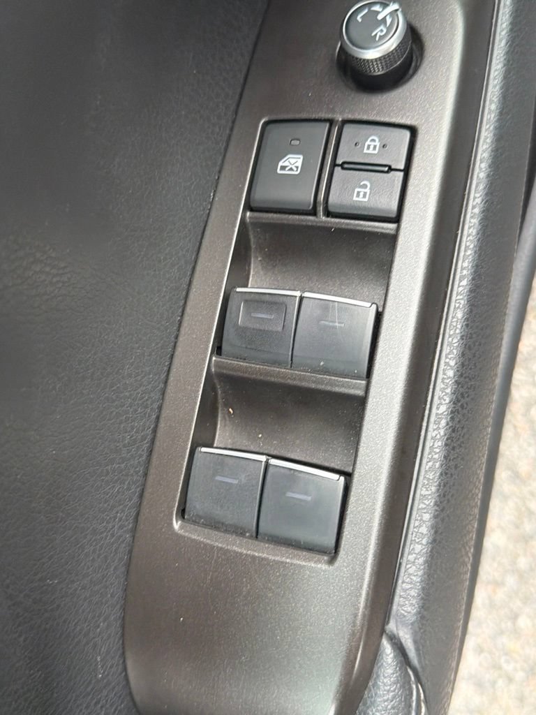 Used 2024 Toyota Camry XSE FWD image 14