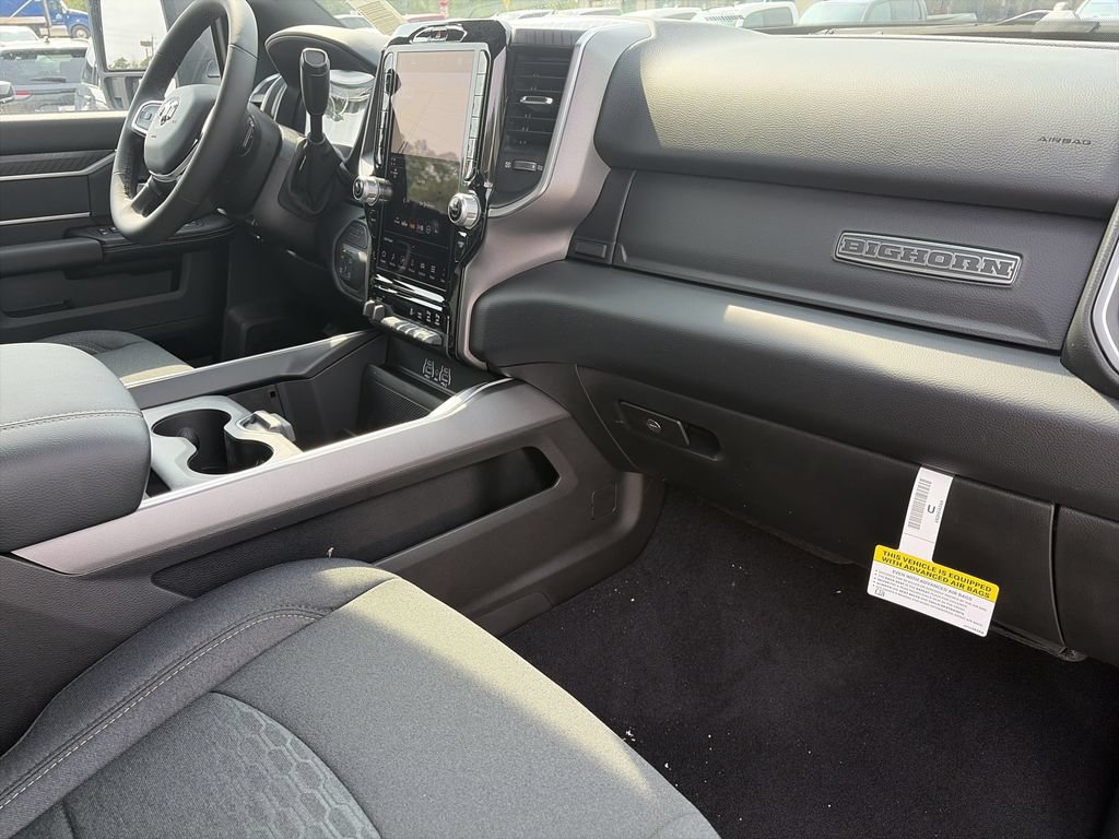New 2026 RAM 2500 Big Horn AWD/4WD image 32