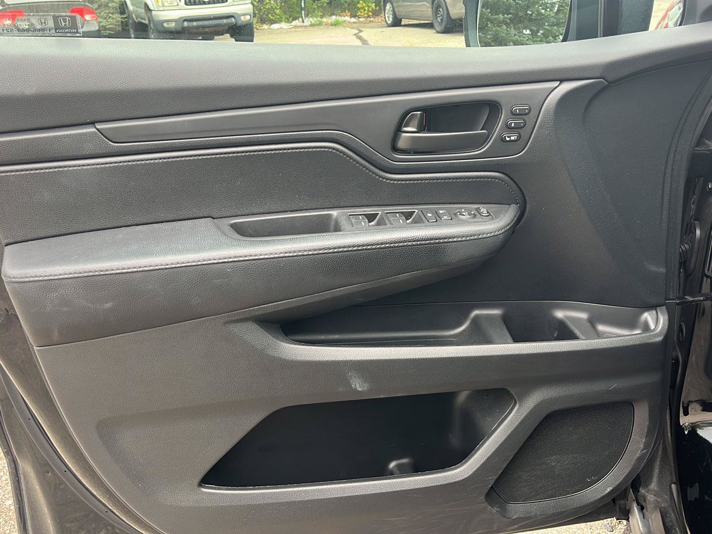 Certified 2024 Honda Odyssey EX-L image 5