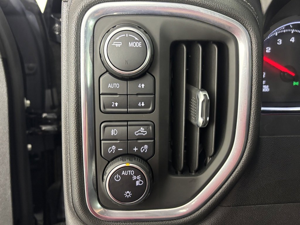 Used 2021 Chevrolet Silverado 1500 RST w/ Texas Edition Plus image 17