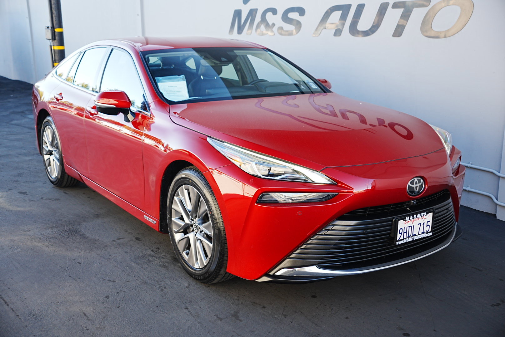 Used 2023 Toyota Mirai XLE w/ Advanced Technology Package image 3