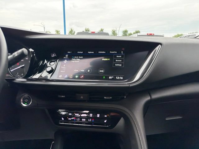 Used 2023 Buick Envision Essence w/ Sport Touring Package AWD/4WD image 21