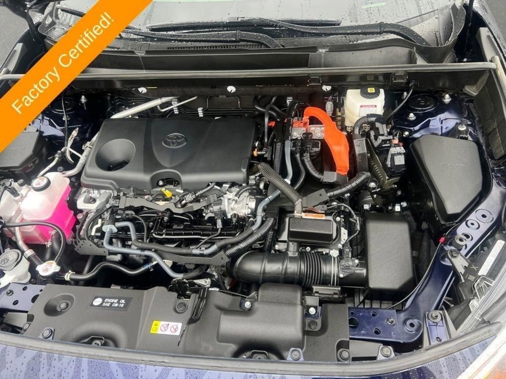 Certified 2025 Toyota RAV4 XLE Premium image 28