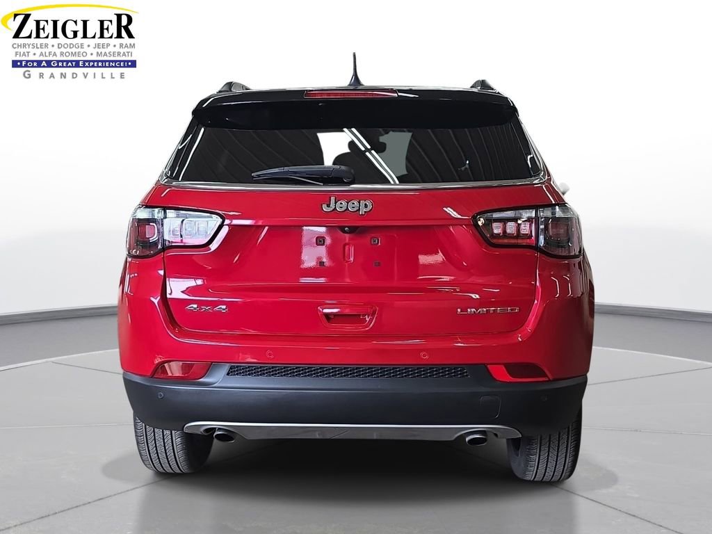 Certified 2023 Jeep Compass Limited w/ Sun and Sound Group AWD/4WD image 6