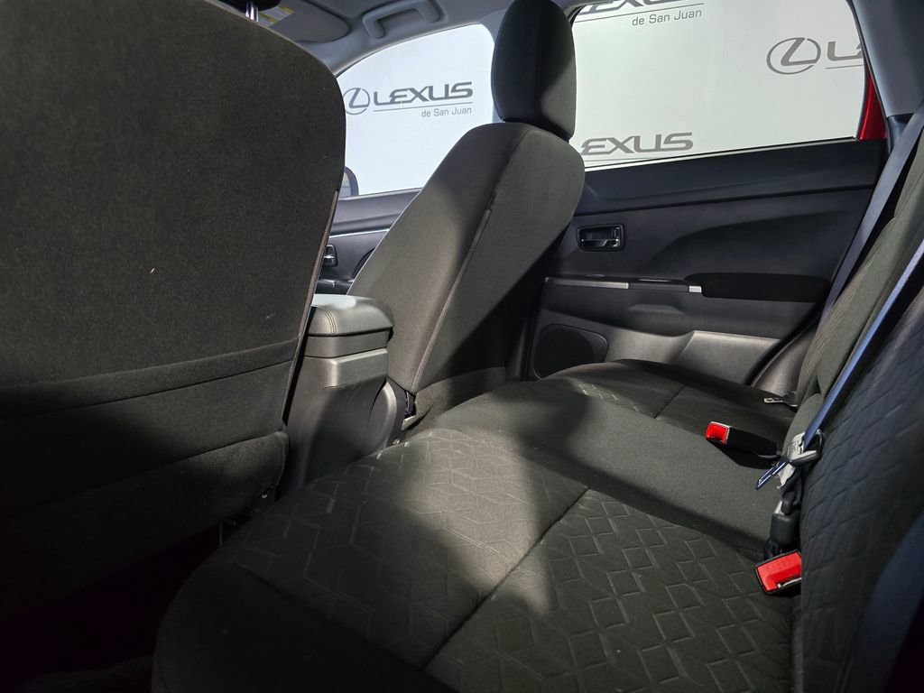 Used 2021 Mitsubishi Outlander Sport SE FWD image 25