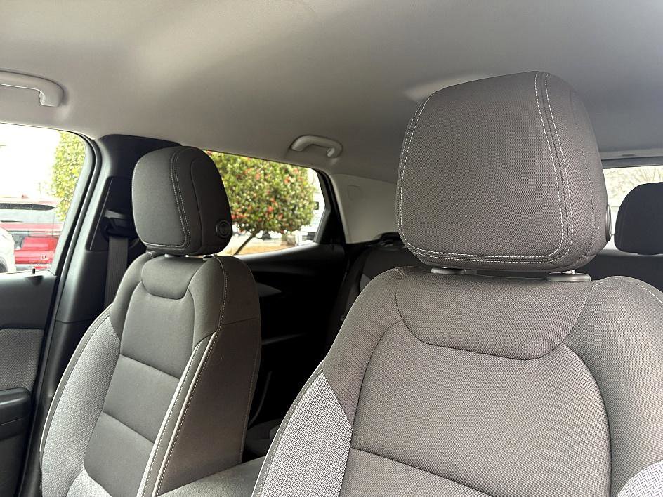 Certified 2025 Chevrolet TrailBlazer LT w/ LT Cold Weather Package image 18