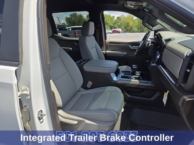 Used 2024 Chevrolet Silverado 1500 RST AWD/4WD image 21