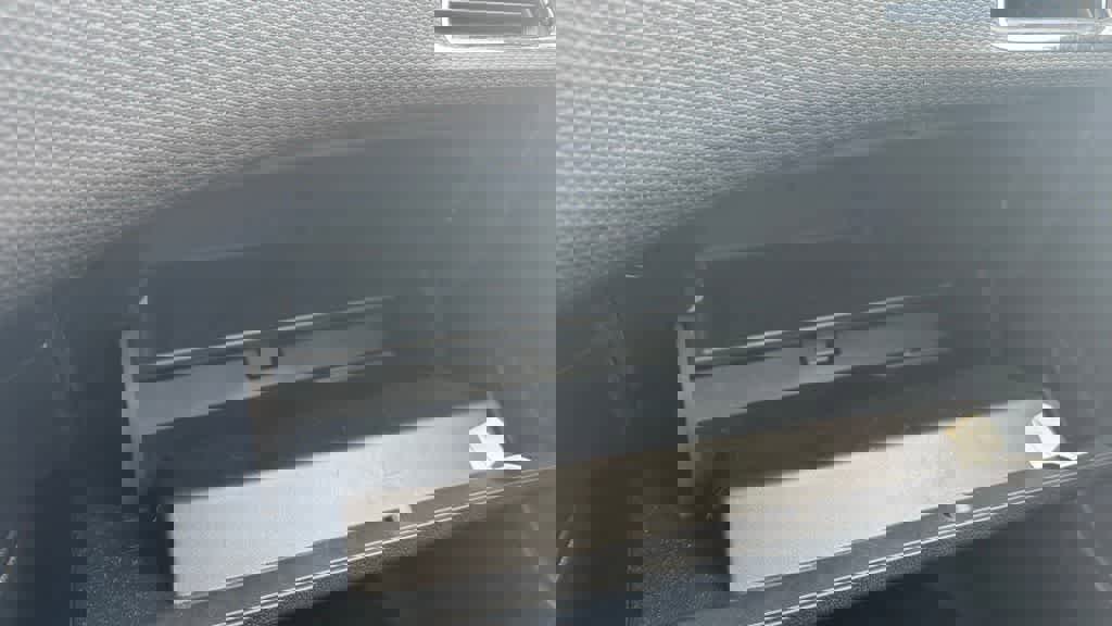 Used 2017 Chevrolet Cruze LT w/ Convenience Package FWD image 22