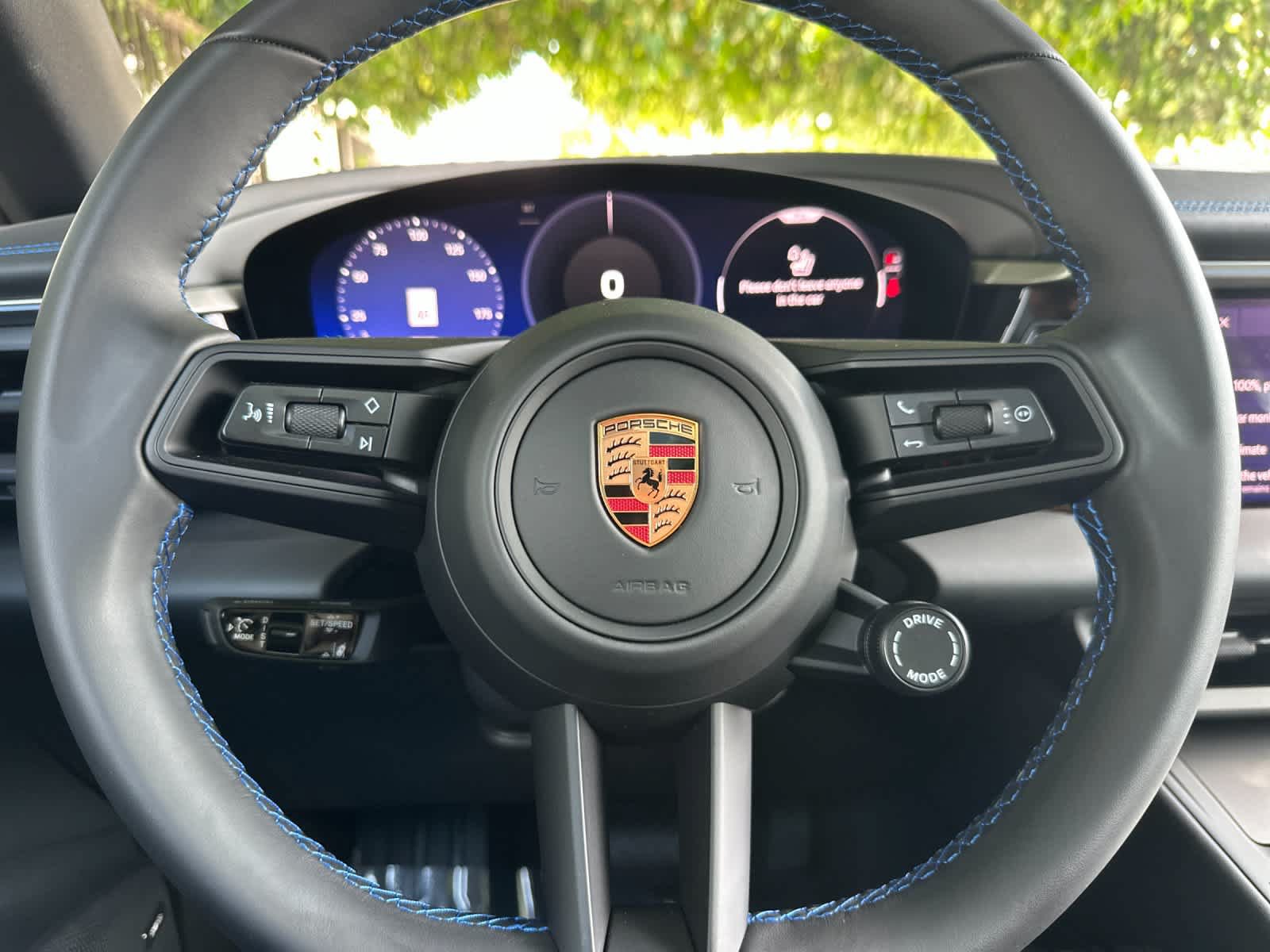 New 2026 Porsche Macan Electric RWD image 27