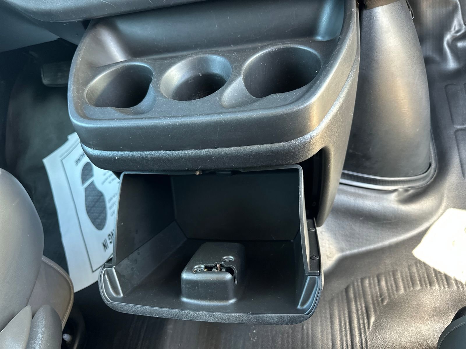 Used 2024 GMC Savana 2500 w/ Driver Convenience Package image 28