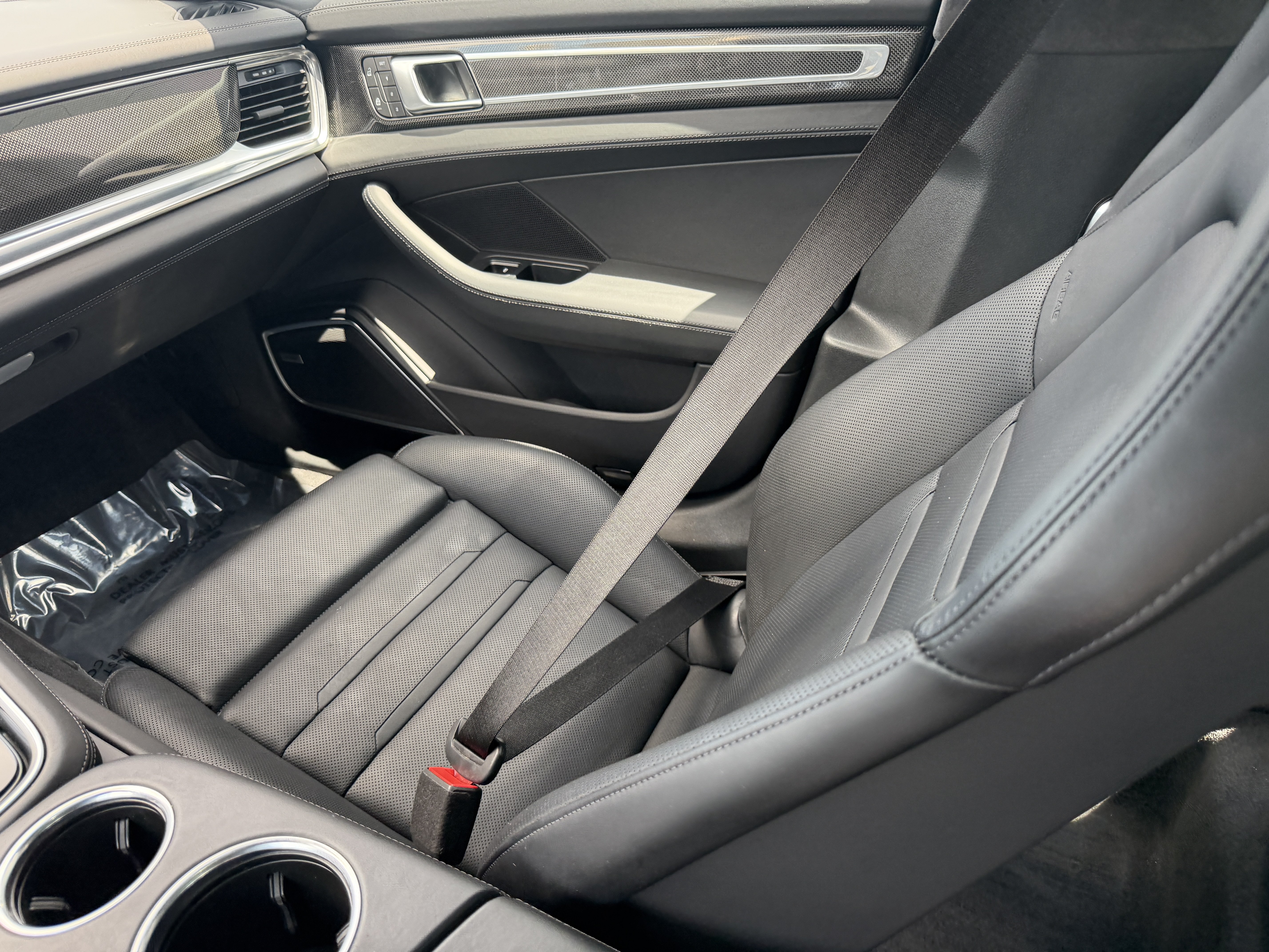 Certified 2023 Porsche Panamera GTS AWD/4WD image 16