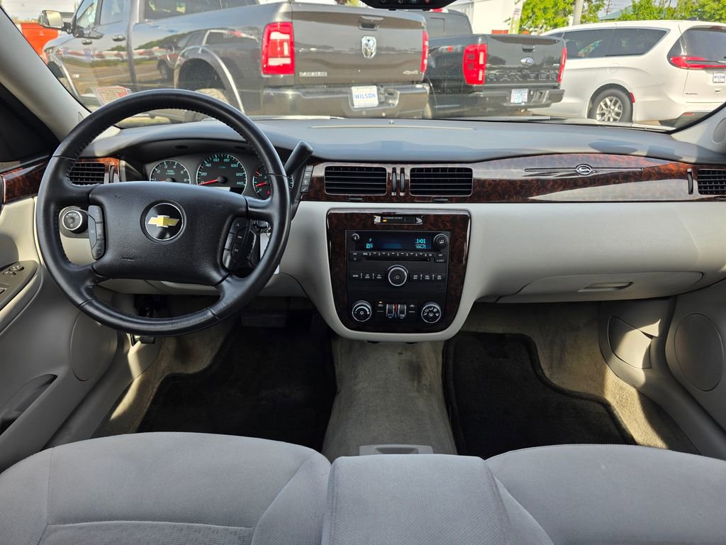 Used 2012 Chevrolet Impala LT FWD image 5