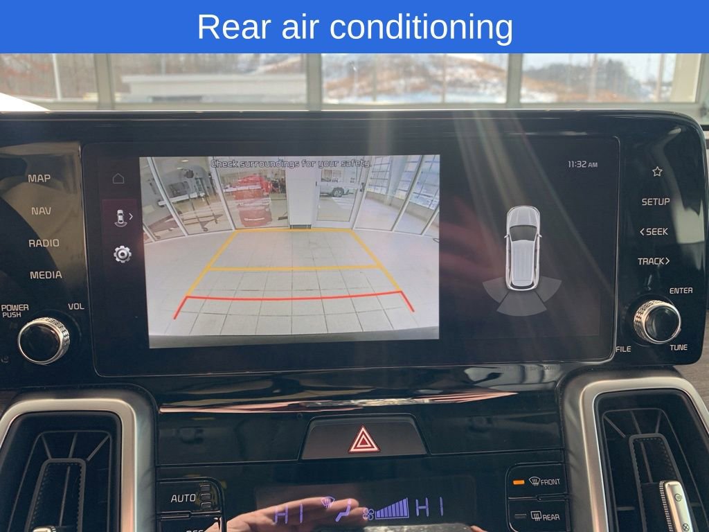 Used 2023 Kia Sorento S image 8