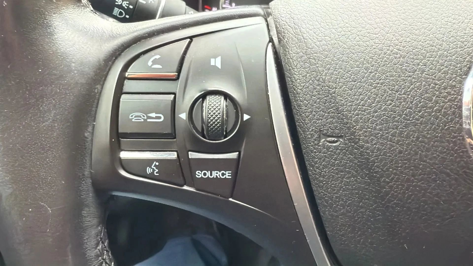Used 2020 Acura TLX FWD image 12