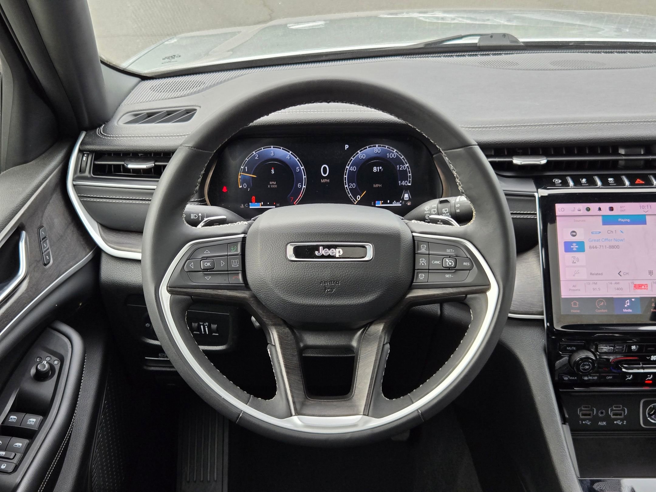 Used 2024 Jeep Grand Cherokee L Limited w/ Luxury Tech Group II AWD/4WD image 27
