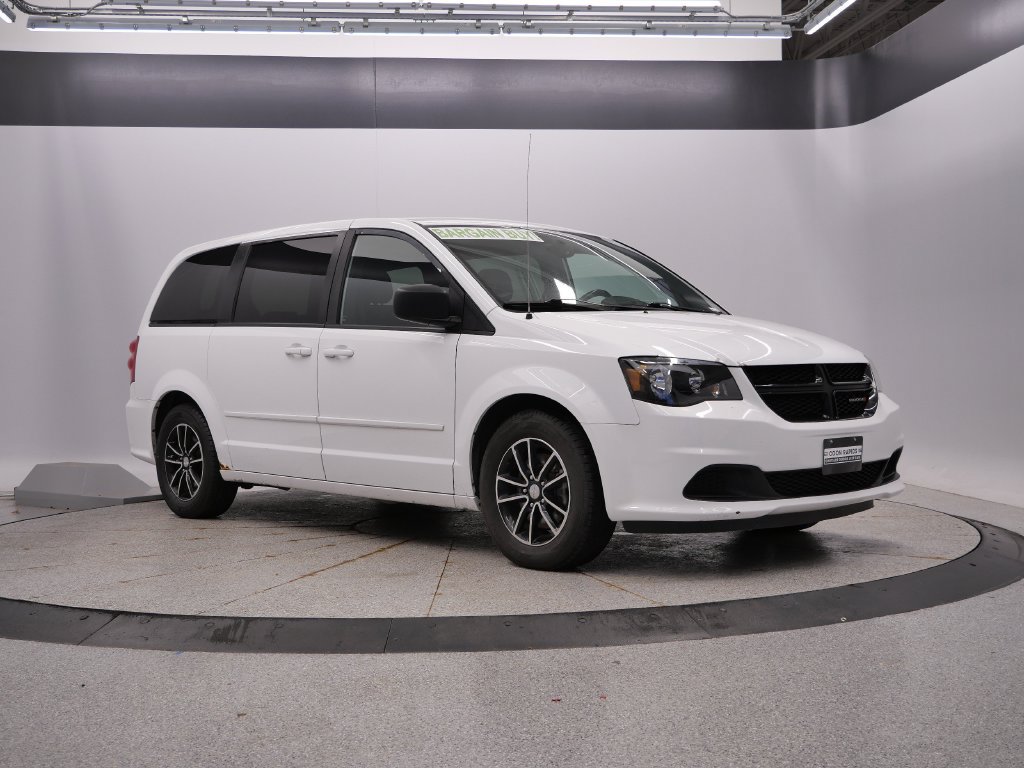 Used 2015 Dodge Grand Caravan SE w/ Quick Order Package 29E SE FWD image 7