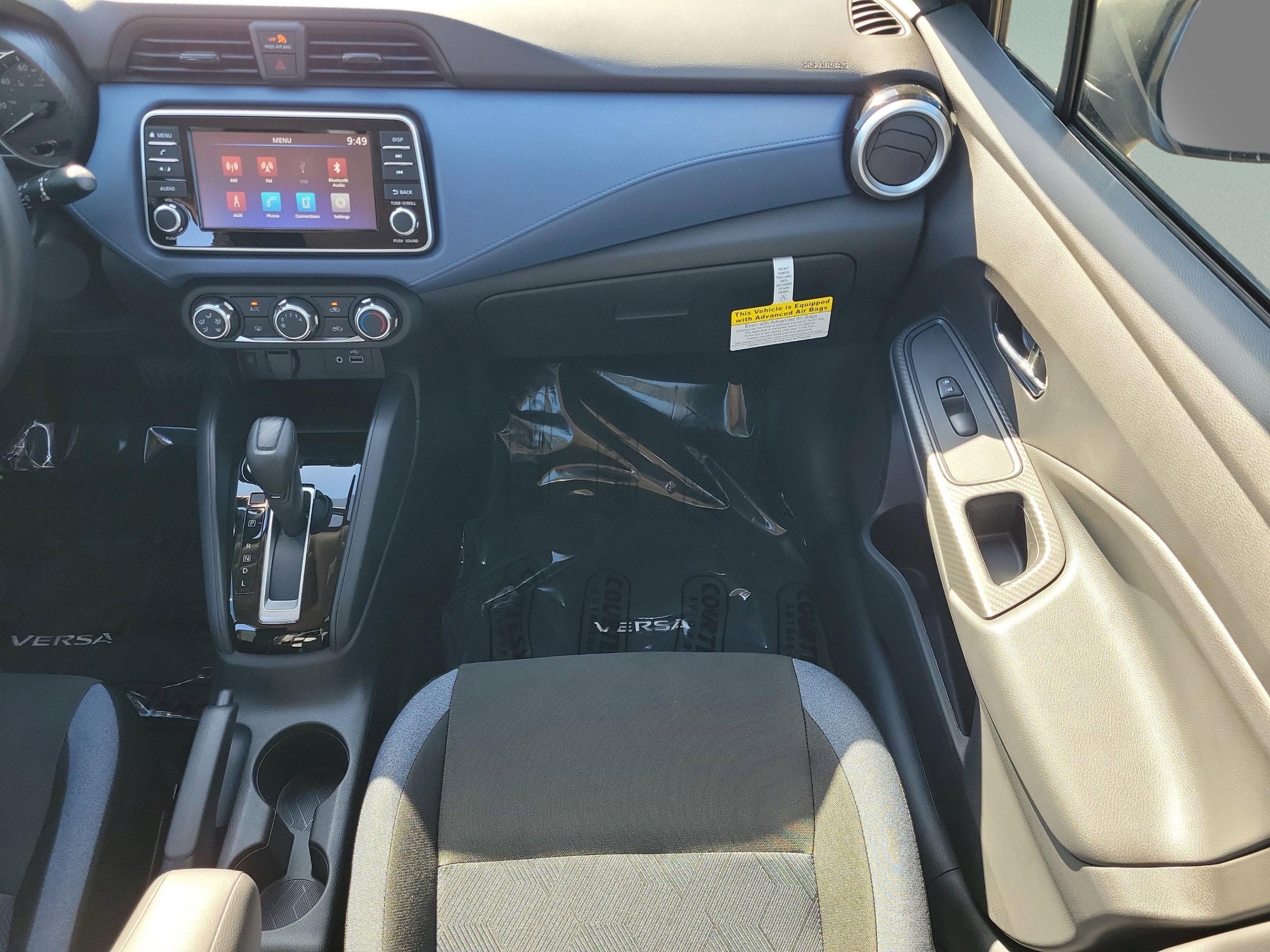 Certified 2025 Nissan Versa SV w/ Trunk Package FWD image 17